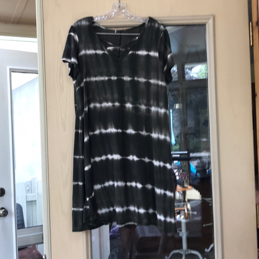 Ladies dress